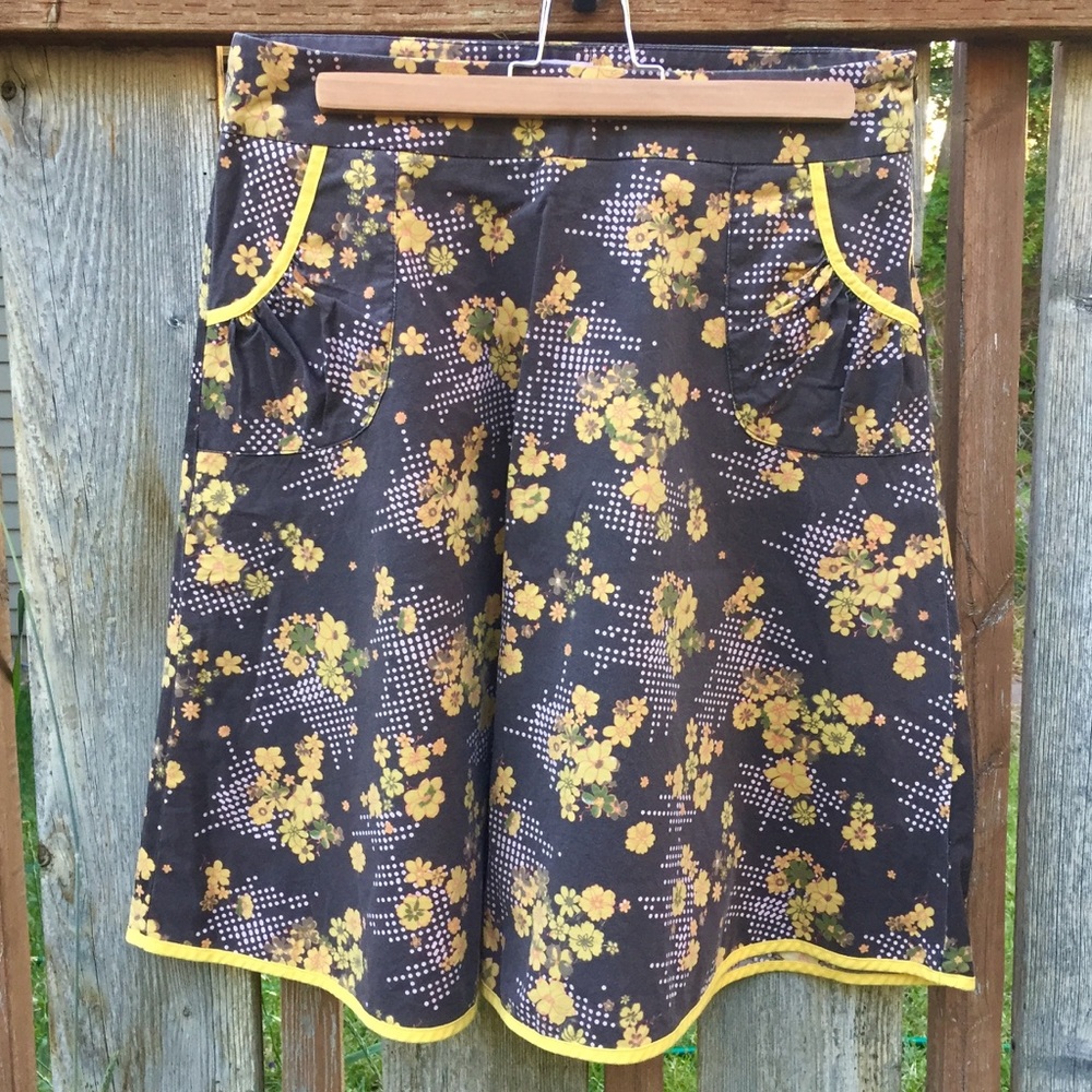 Retro print skirt